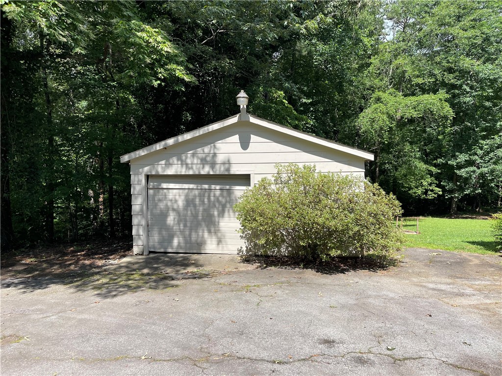 23018 Mcdonald Point Road