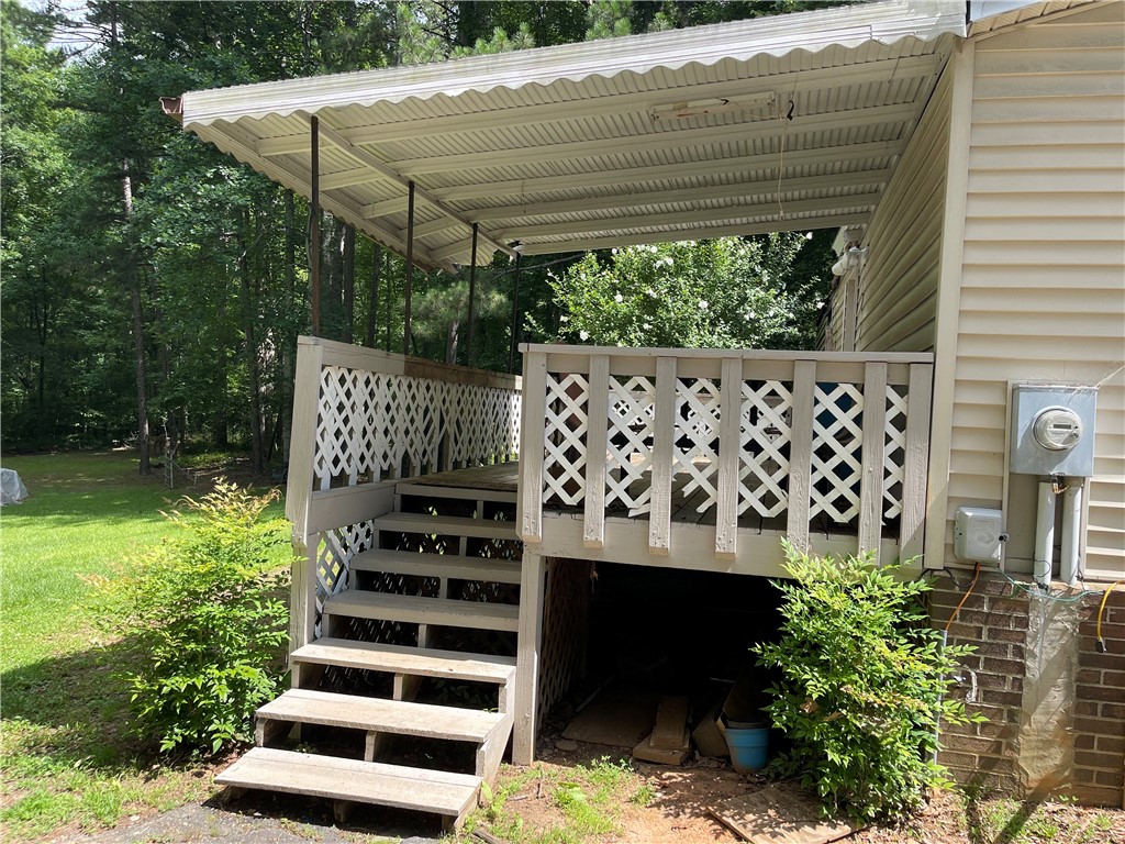 23018 Mcdonald Point Road