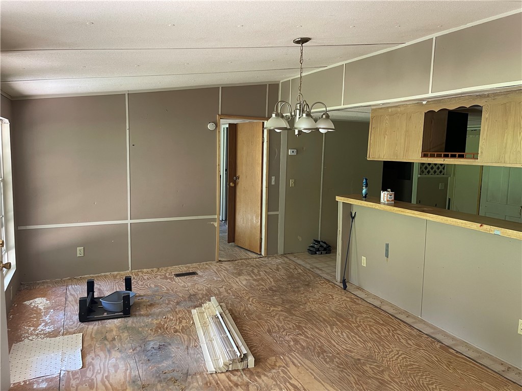 23018 Mcdonald Point Road