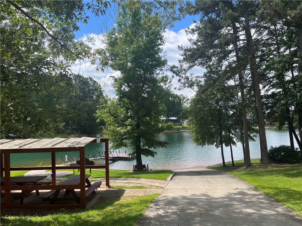 23018 Mcdonald Point Road