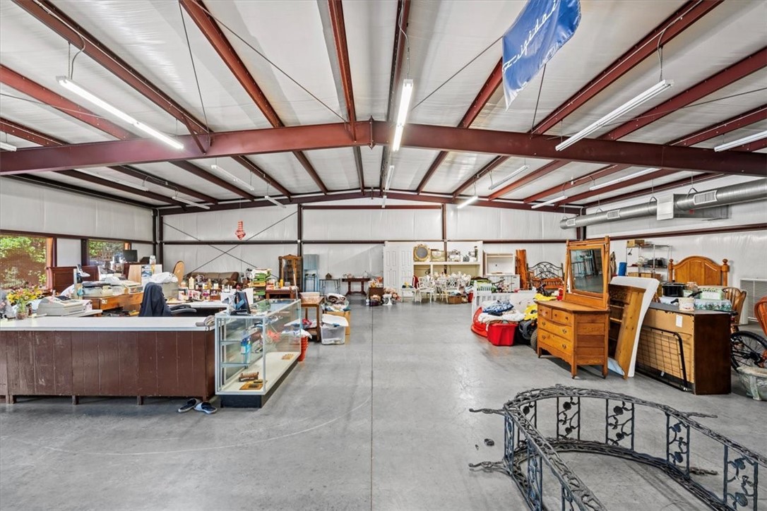 1460 Gentry Memorial Highway