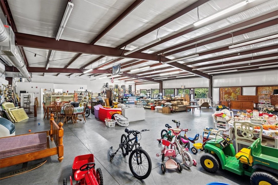 1460 Gentry Memorial Highway