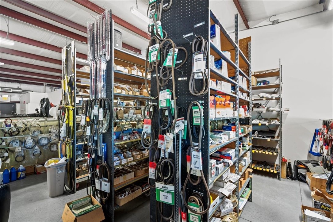 1460 Gentry Memorial Highway