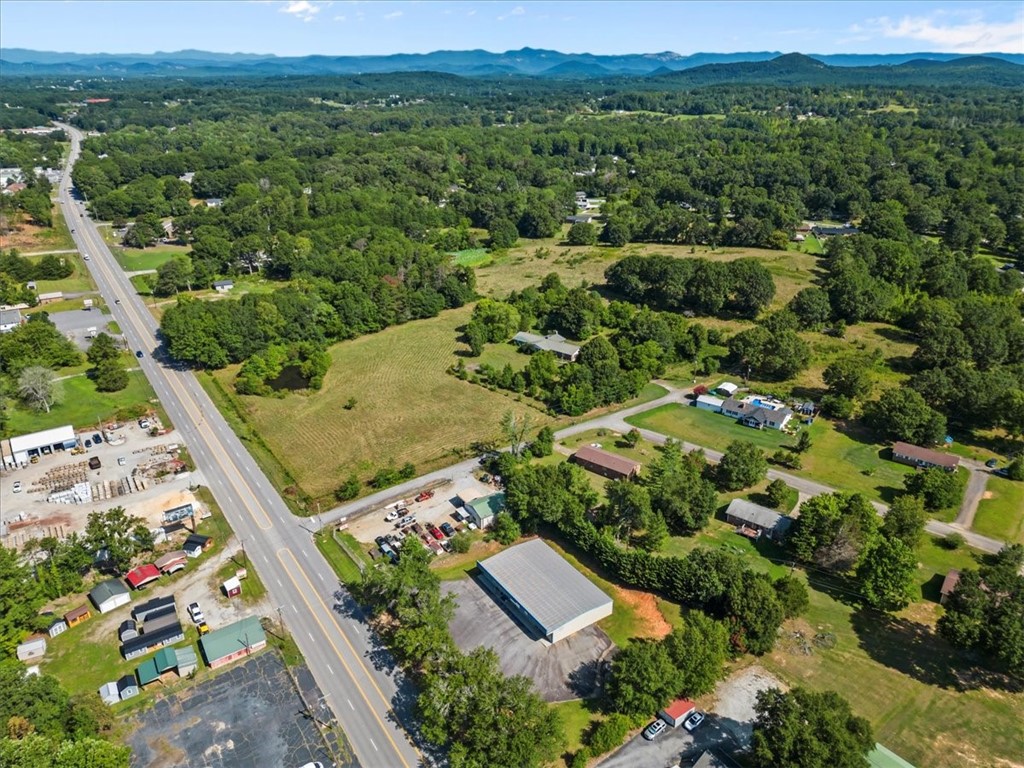 1460 Gentry Memorial Highway