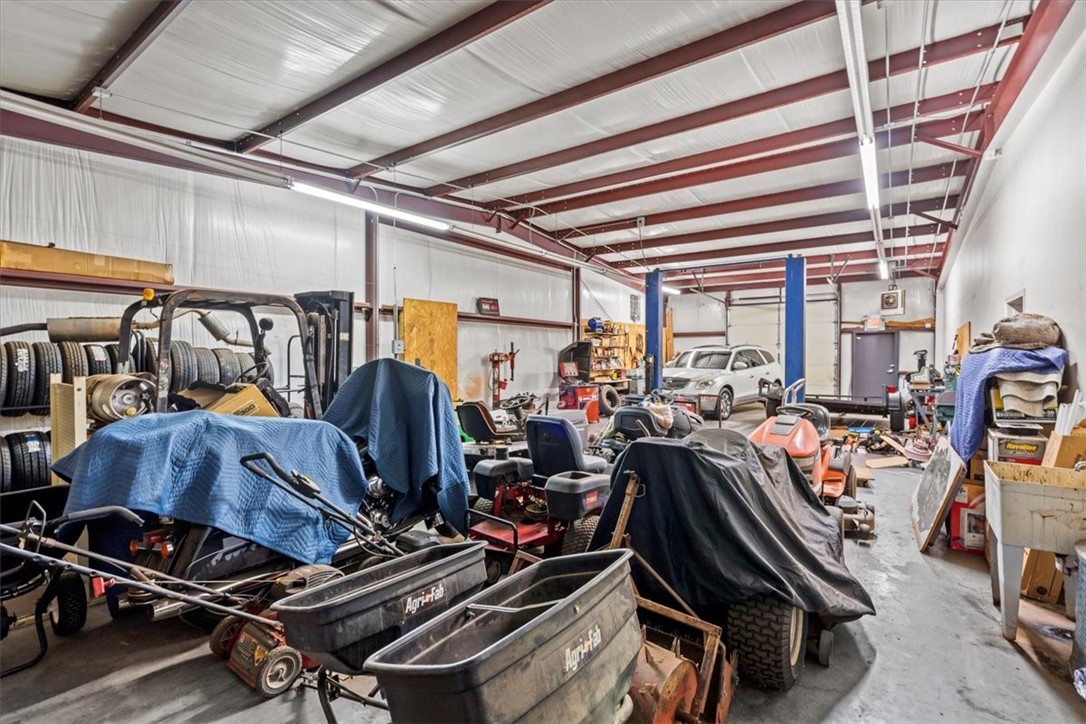 1460 Gentry Memorial Highway