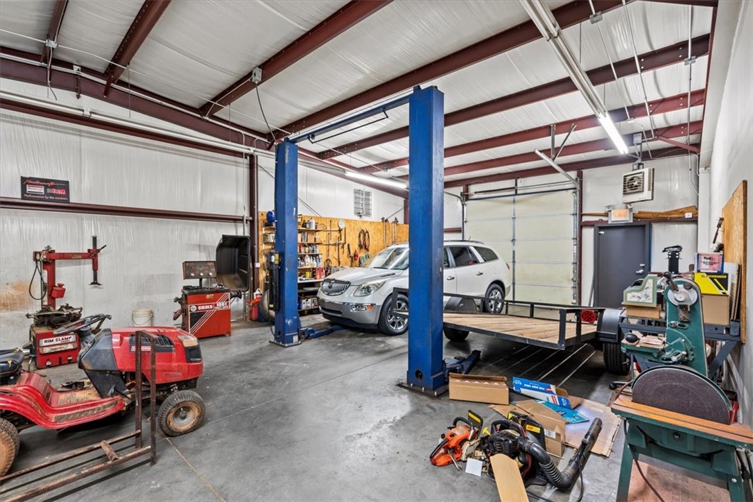 1460 Gentry Memorial Highway