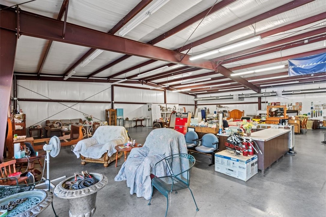 1460 Gentry Memorial Highway