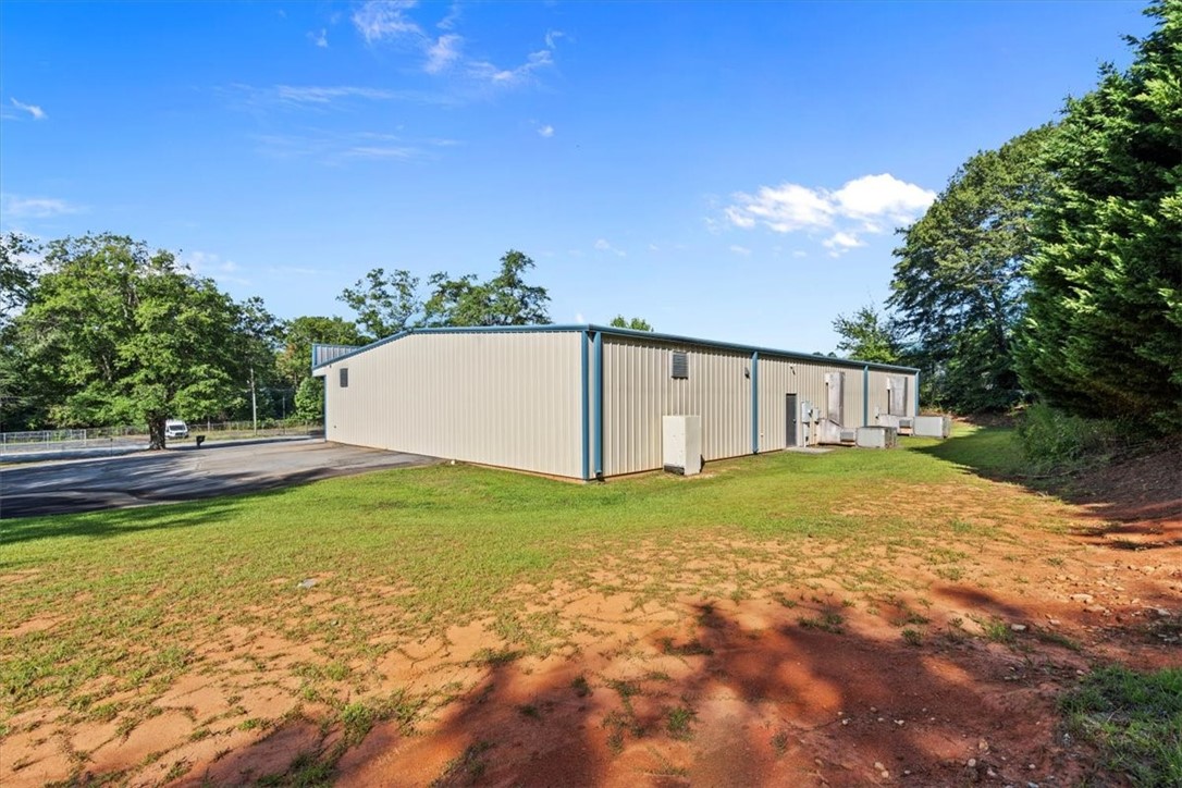 1460 Gentry Memorial Highway