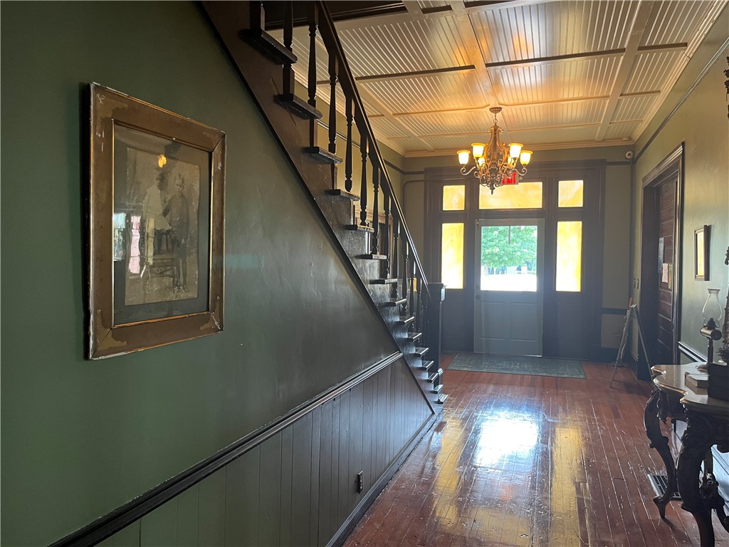 112 W Main Street 101