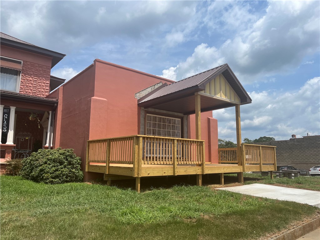 112 W Main Street 101