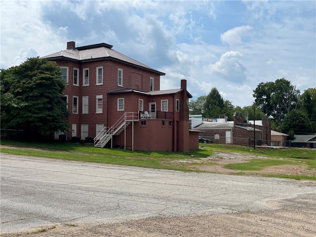 112 W Main Street 101