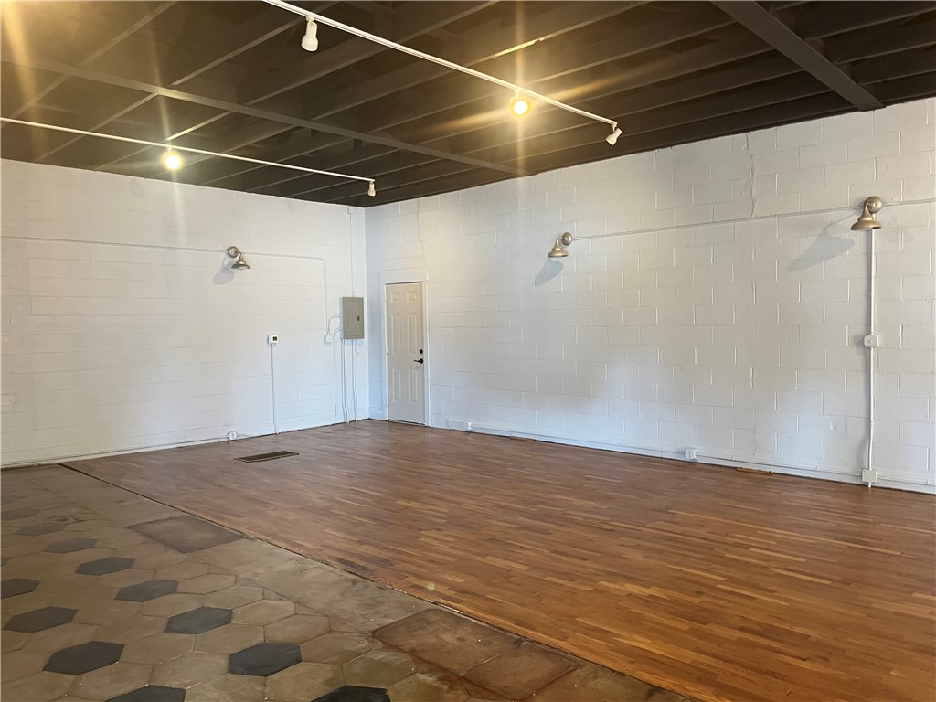 112 W Main Street 101