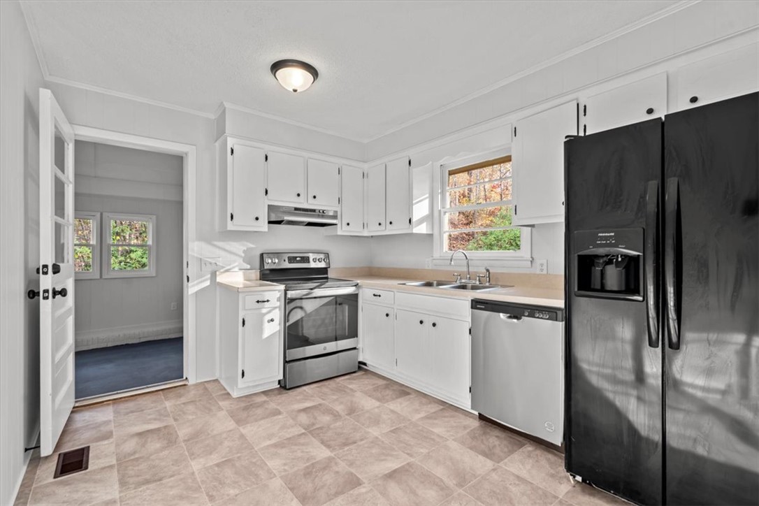 215 Shannon Forest Drive