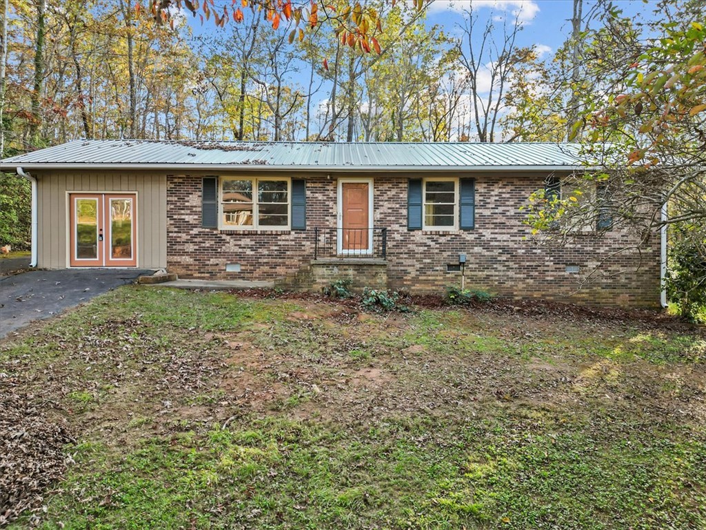 215 Shannon Forest Drive