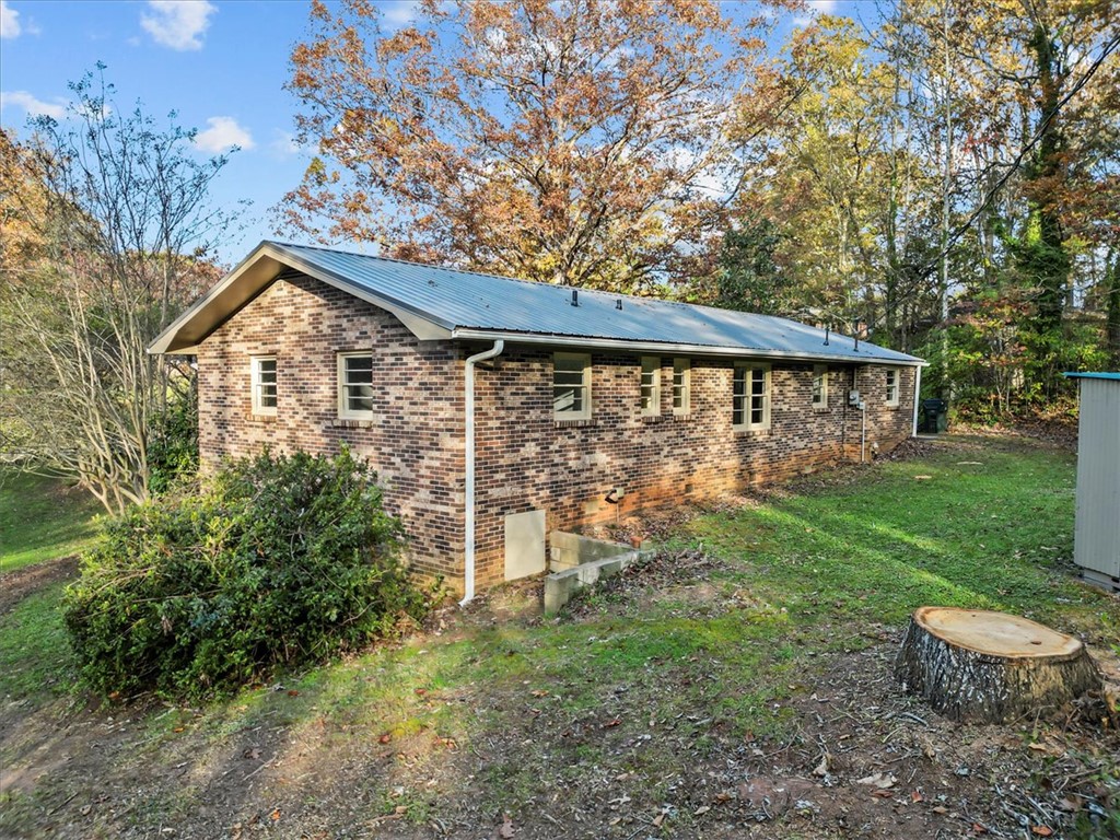 215 Shannon Forest Drive