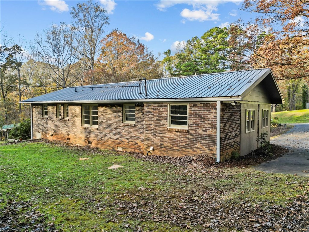 215 Shannon Forest Drive