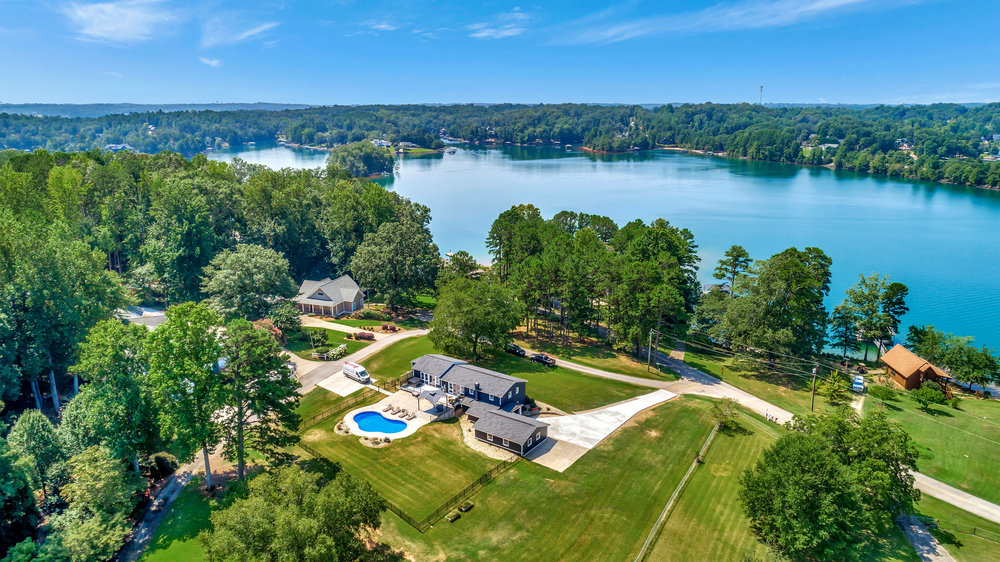 221 Lakeside Drive