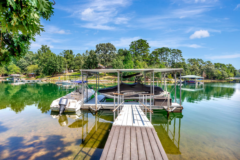 221 Lakeside Drive