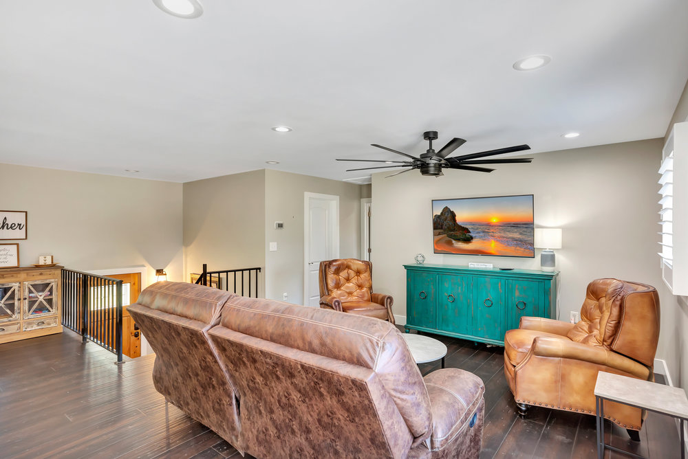221 Lakeside Drive