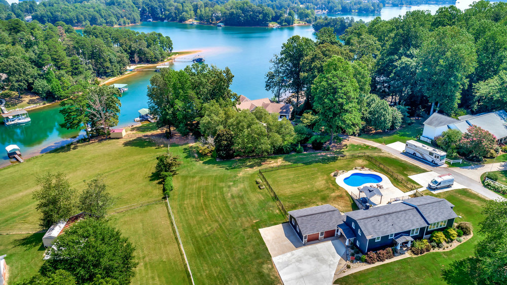 221 Lakeside Drive