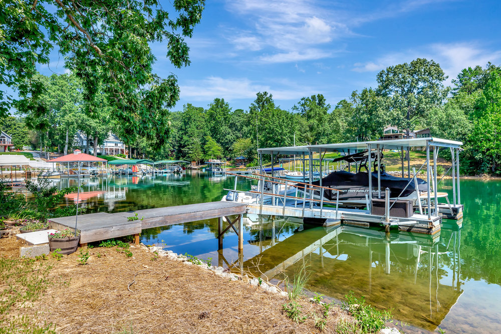 221 Lakeside Drive