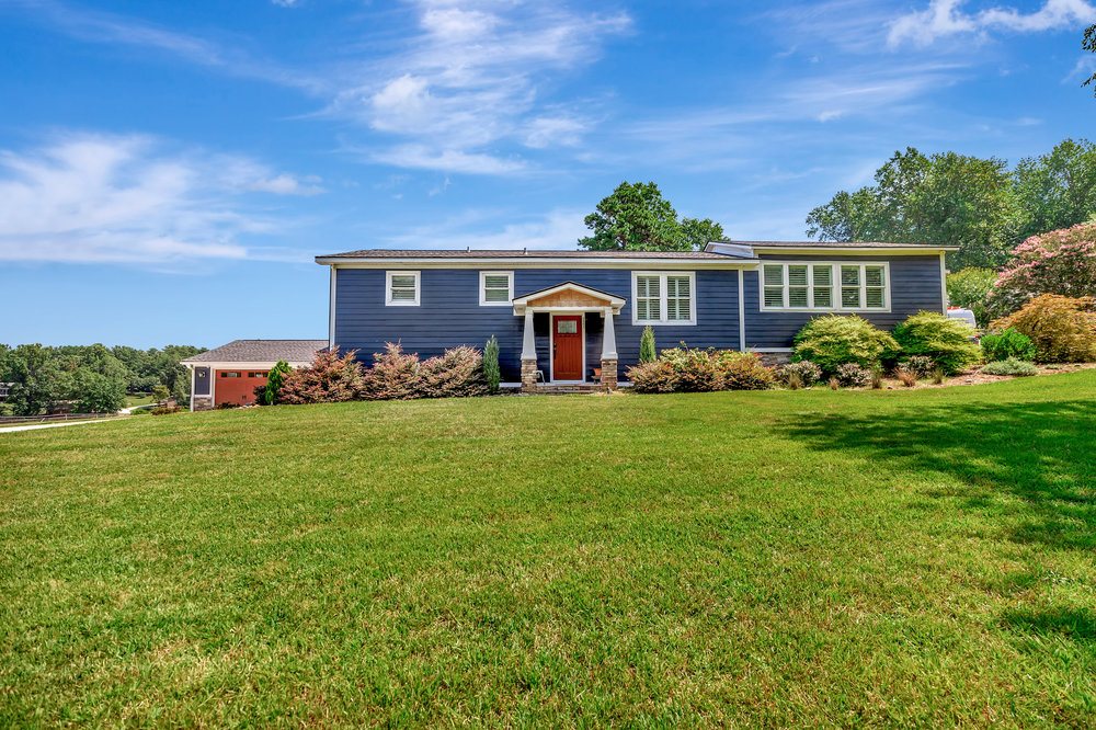 221 Lakeside Drive