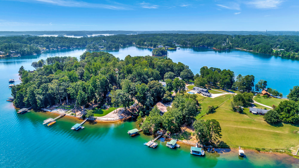 221 Lakeside Drive