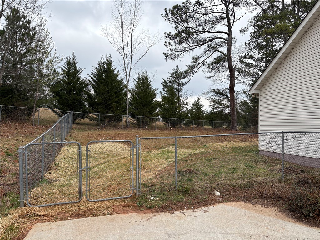 852 Perkins Creek Road