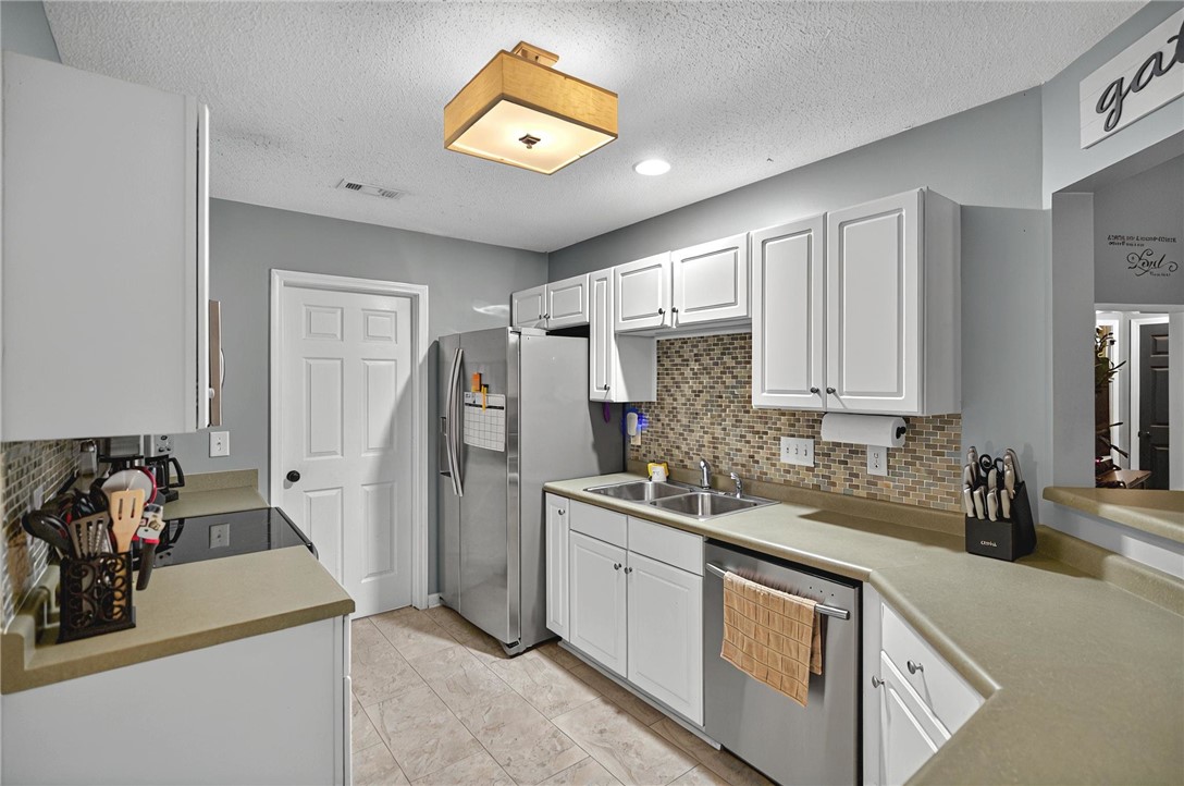 106 Tall Willow Drive