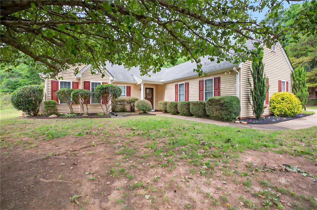 106 Tall Willow Drive