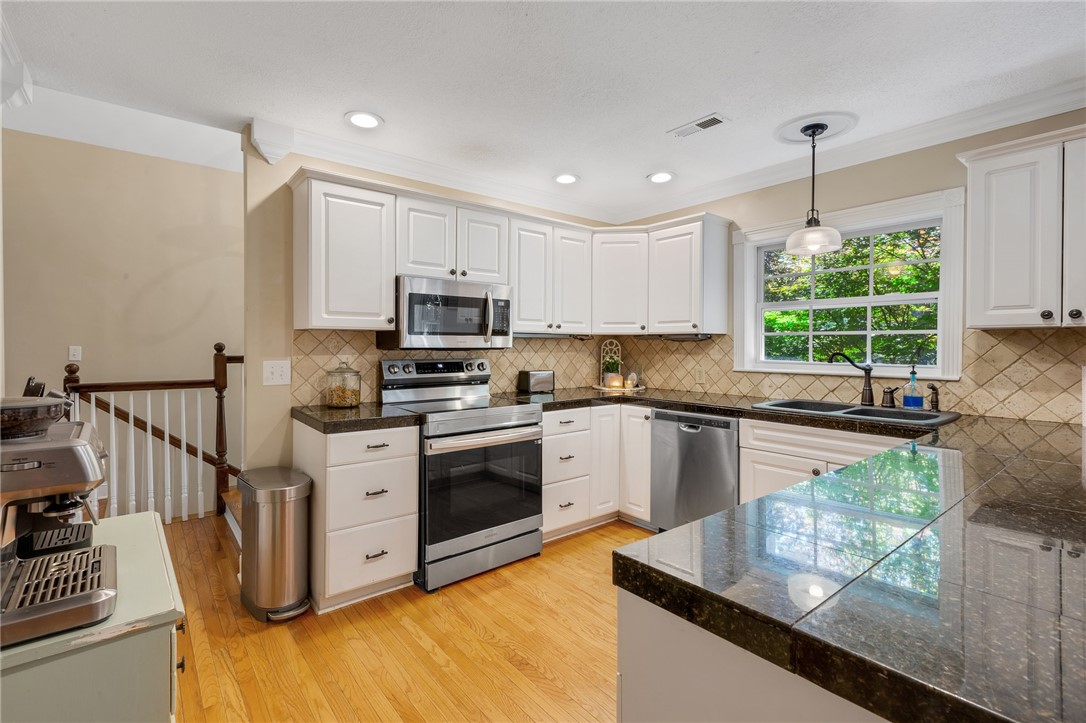 6001 N Mt Vernon Drive