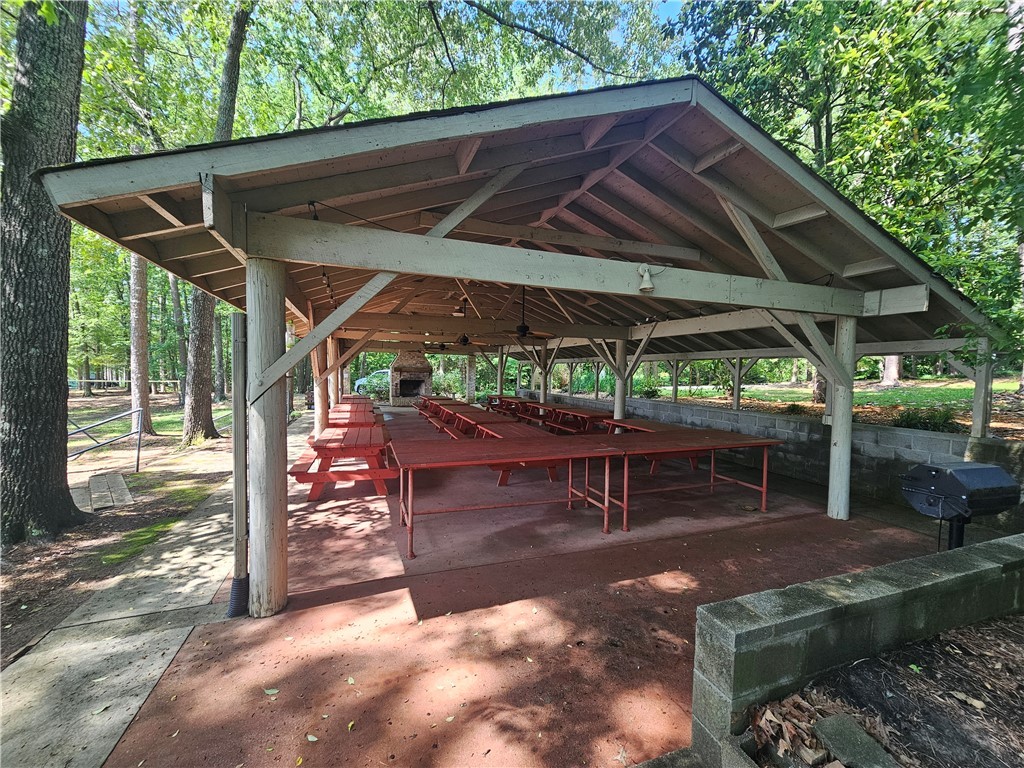 6001 N Mt Vernon Drive