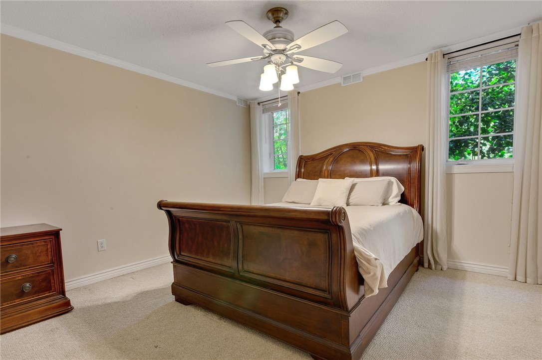 6001 N Mt Vernon Drive