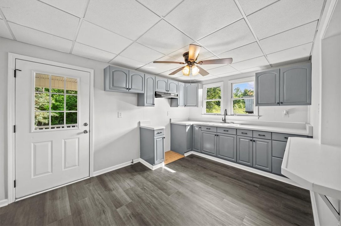 2110 Walhalla Highway