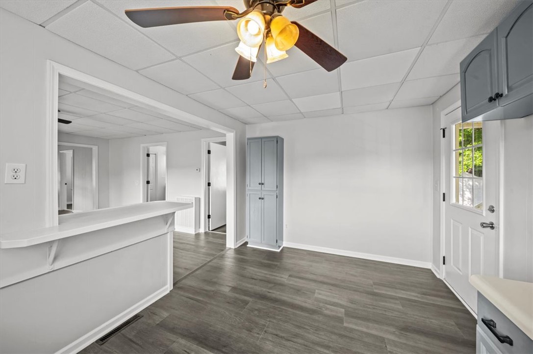 2110 Walhalla Highway