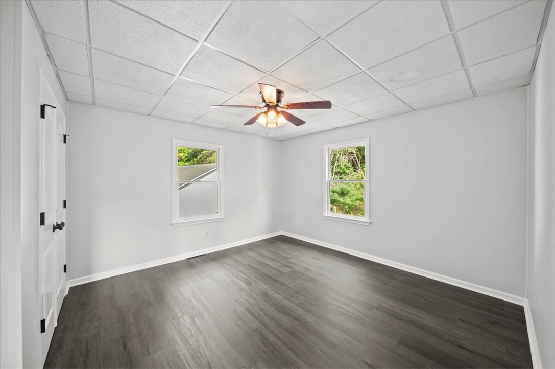 2110 Walhalla Highway