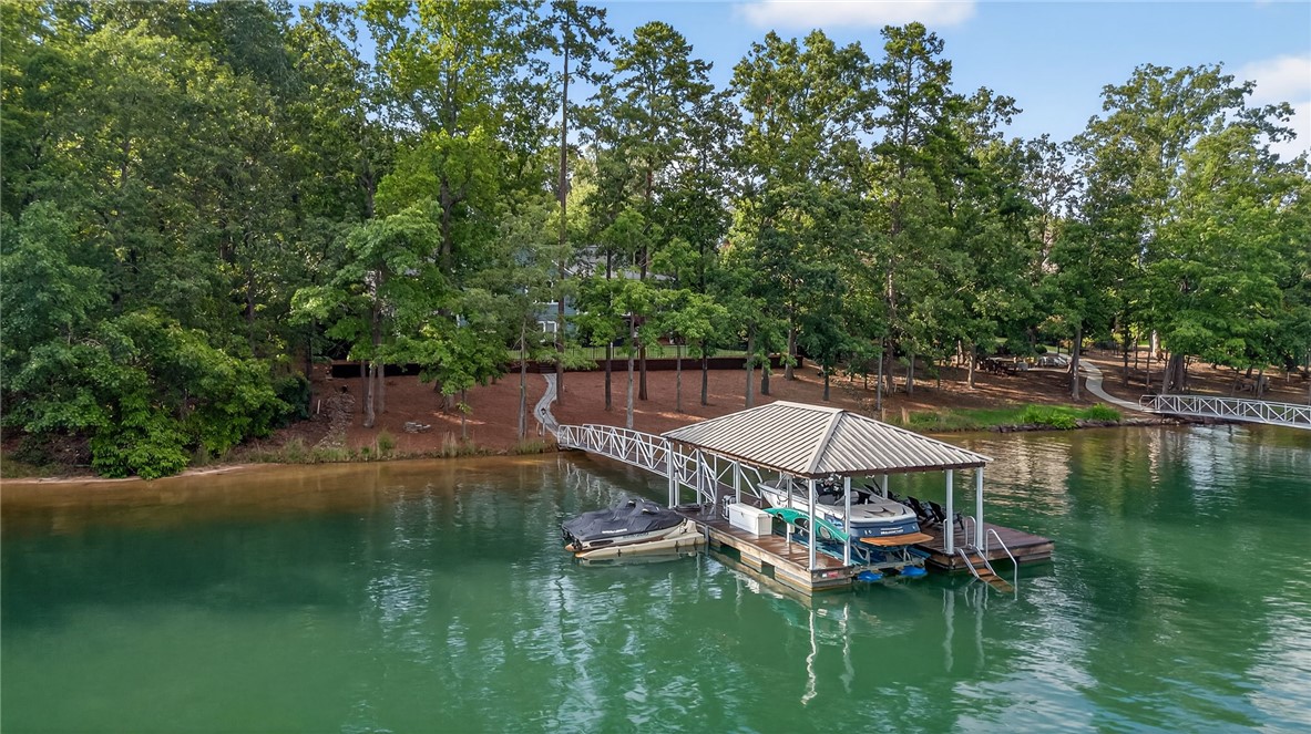 118 Pointe Harbor Drive