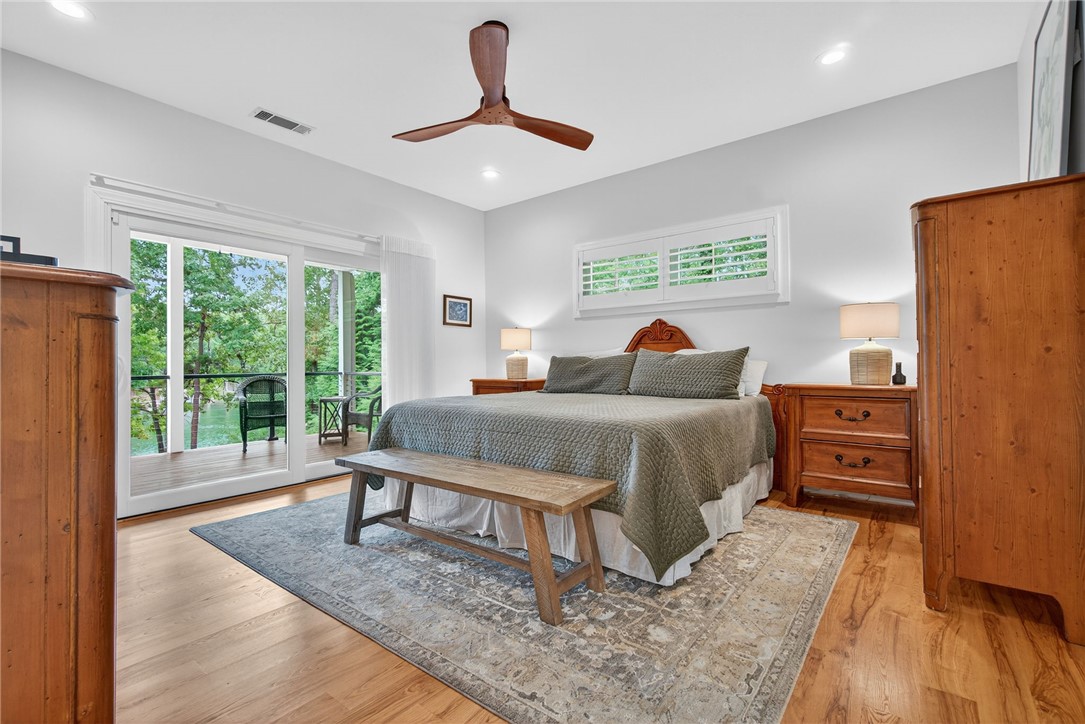 118 Pointe Harbor Drive