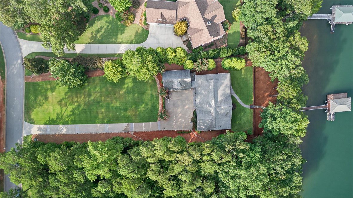 118 Pointe Harbor Drive