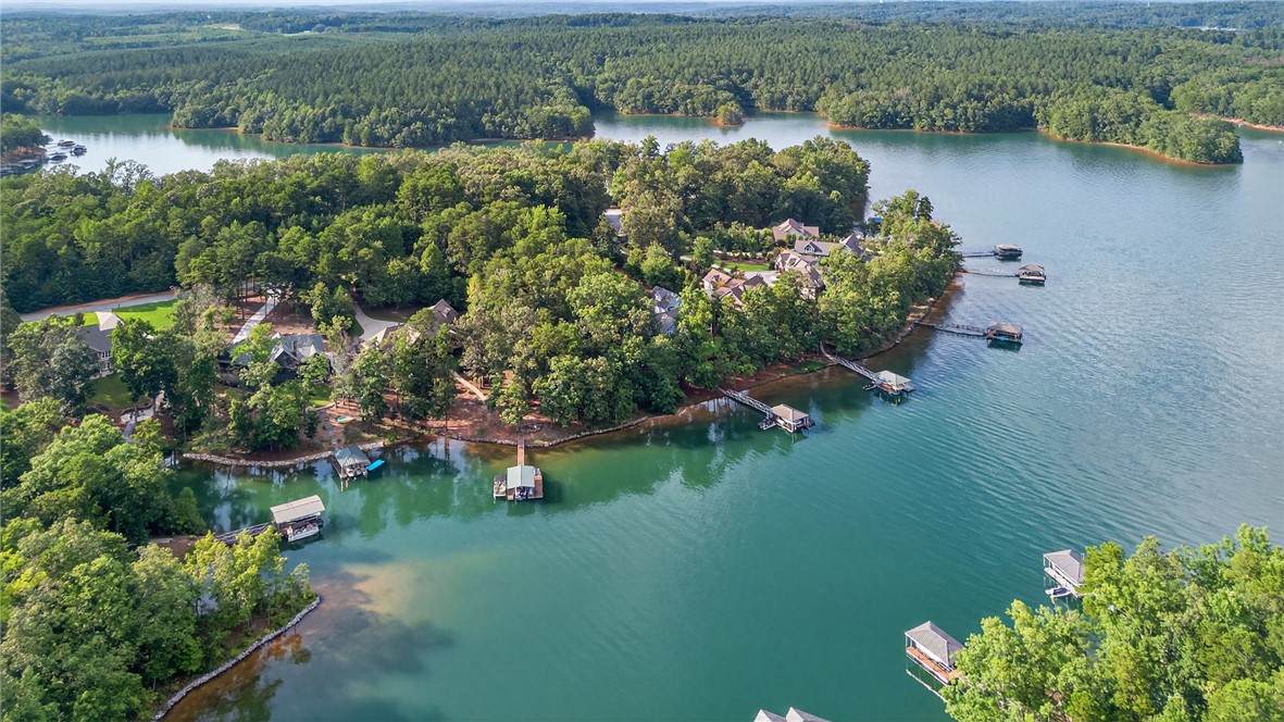 118 Pointe Harbor Drive