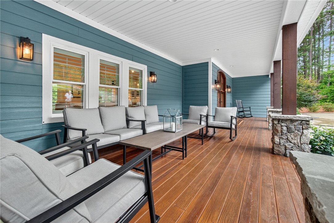 118 Pointe Harbor Drive