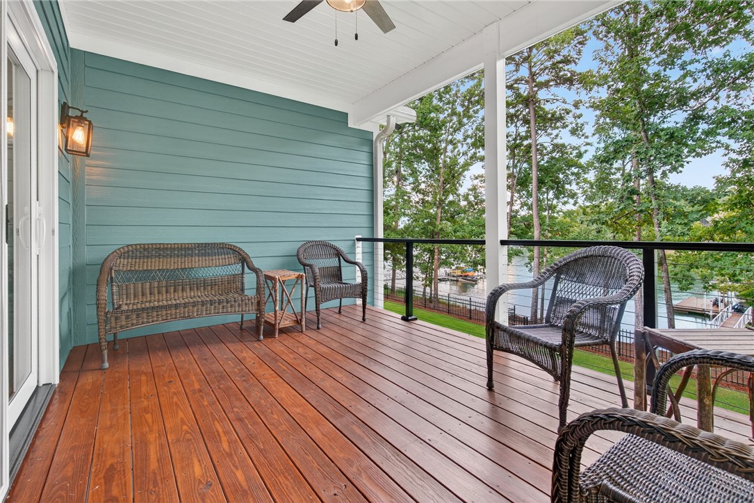 118 Pointe Harbor Drive