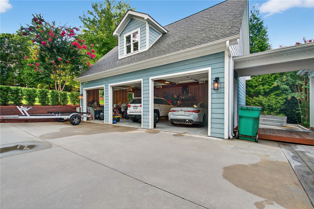 118 Pointe Harbor Drive