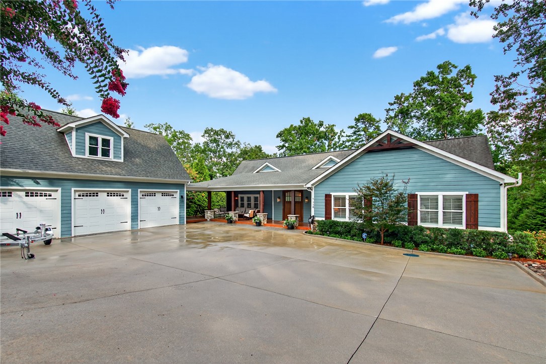 118 Pointe Harbor Drive