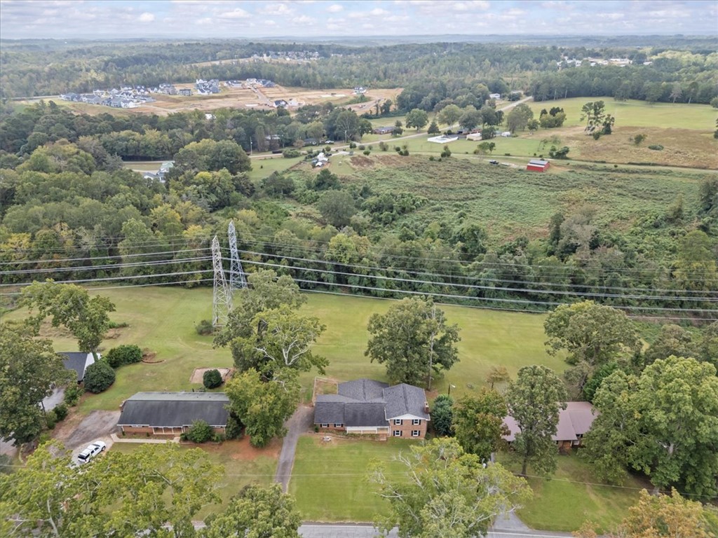 408 Fernwood Drive