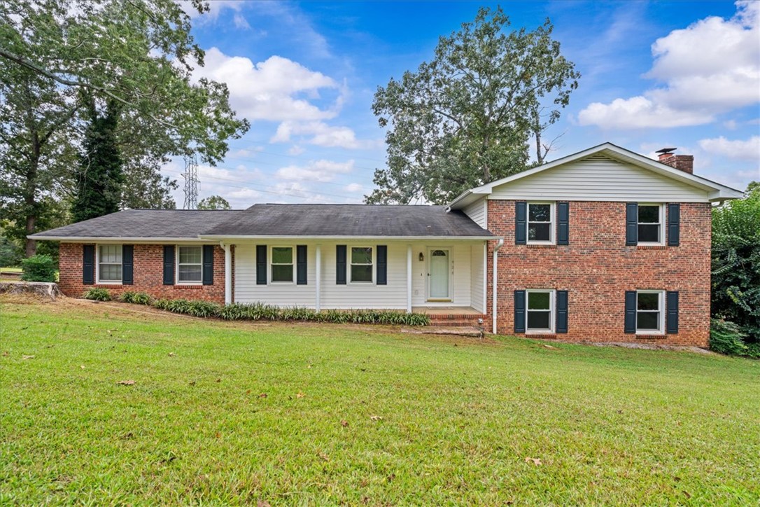 408 Fernwood Drive
