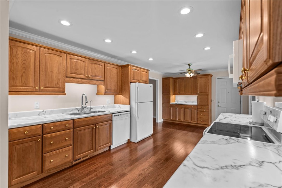 408 Fernwood Drive