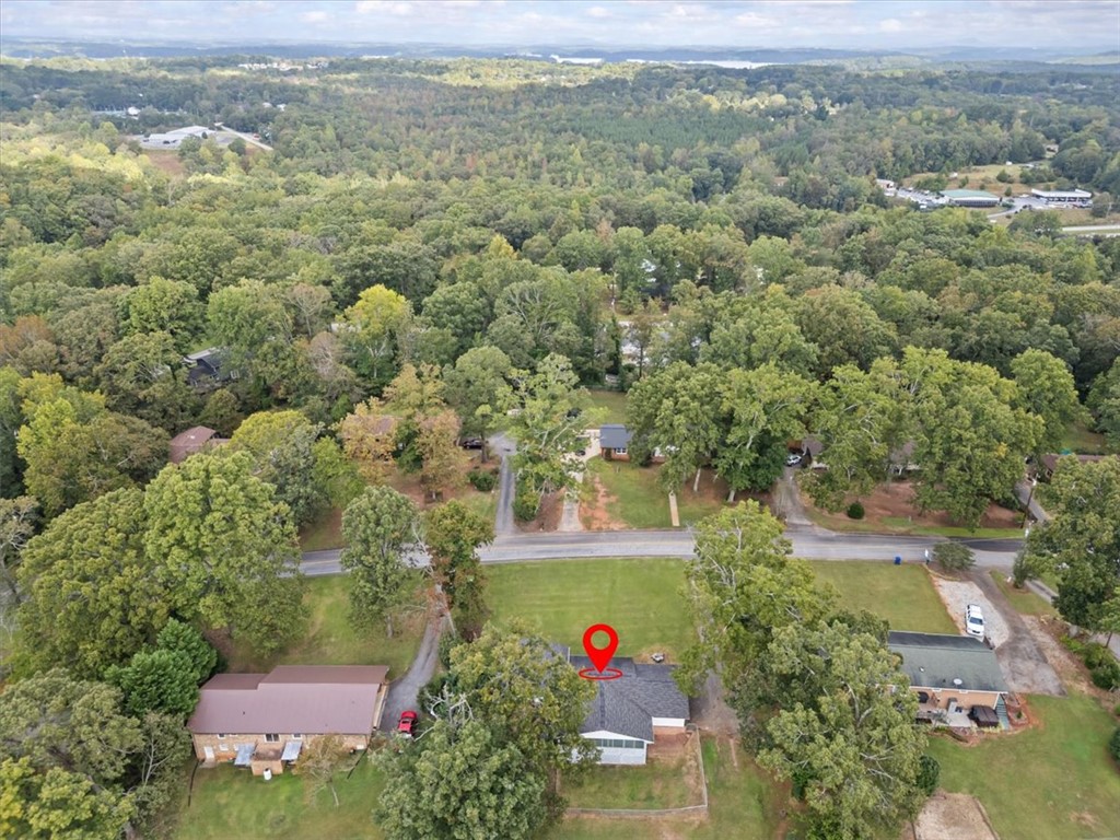 408 Fernwood Drive