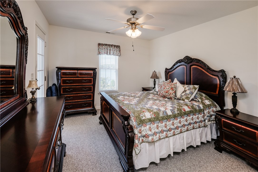 192 Walker Point