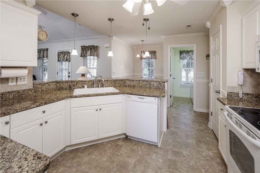 192 Walker Point